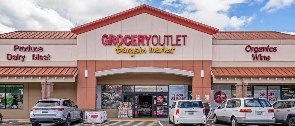 More Photos Of 6501-6625 132nd Ave NE, Kirkland General Retail For Lease