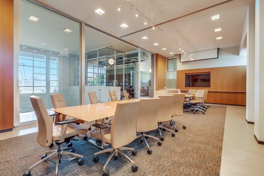 More Photos Of 1738 Berkeley St, Santa Monica Coworking Space