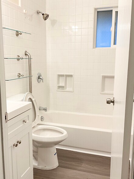 More Photos Of 131 Kent Ave, Kentfield Apartments For Sale