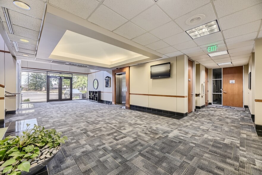 More Photos Of 98 Inverness Dr E, Englewood Office For Sale