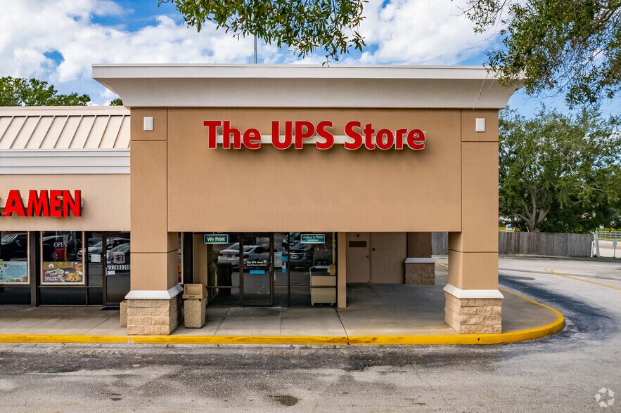 More Photos Of 35104 US Highway 19 N, Palm Harbor Unknown For Lease