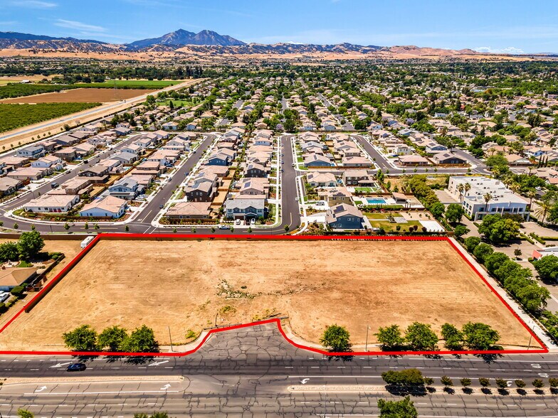 More Photos Of Walnut Blvd, Brentwood Land For Sale