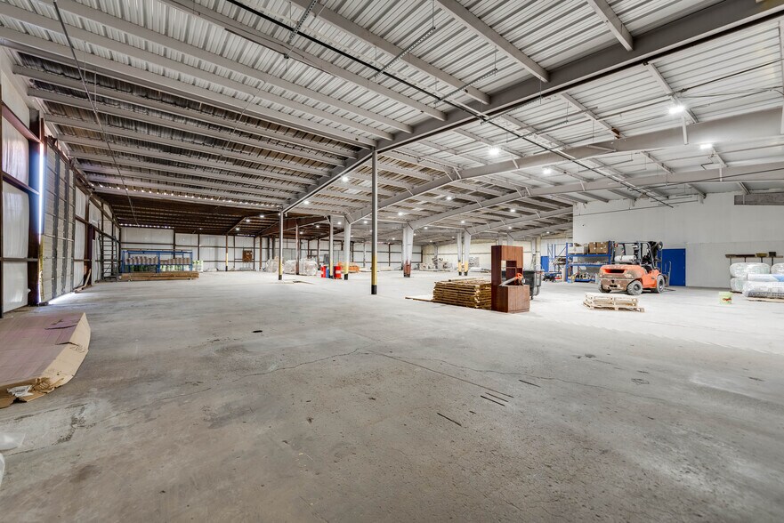 More Photos Of 2400 Steven Rd, Odessa Warehouse For Sale