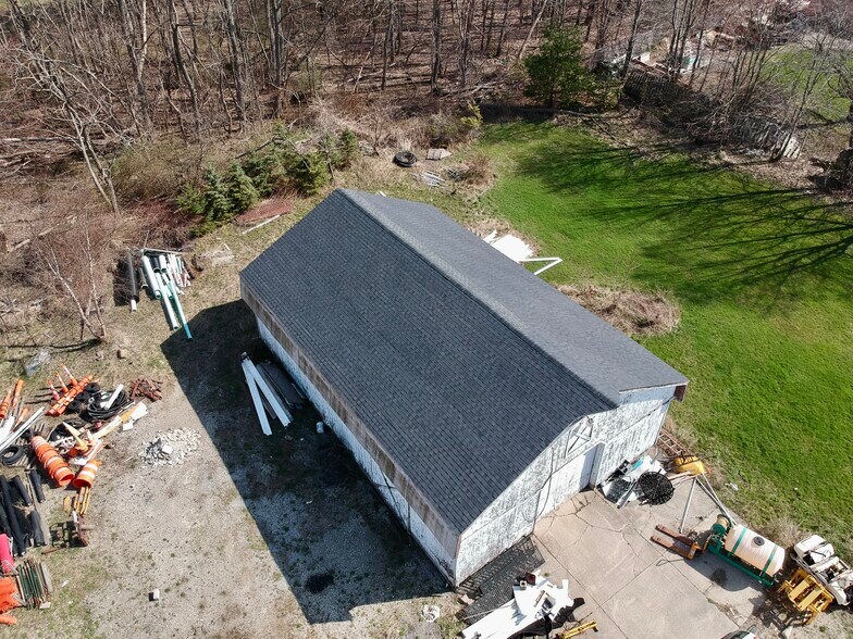 More Photos Of 8265 Euclid Chardon Rd, Kirtland Garden Center For Sale