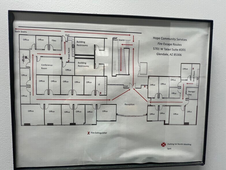 More Photos Of 5701 W Talavi Blvd, Glendale Office For Lease