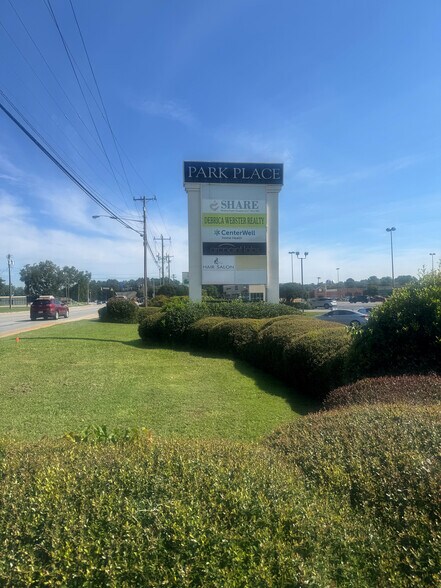 More Photos Of 1704 E Greenville St, Anderson Office For Sale