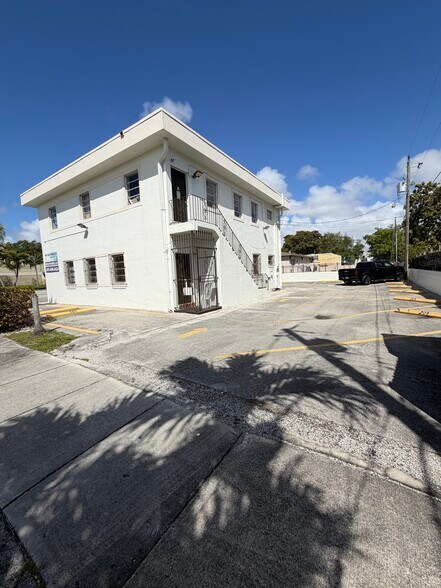 More Photos Of 1933 SW 27th Ave, Miami Office For Lease