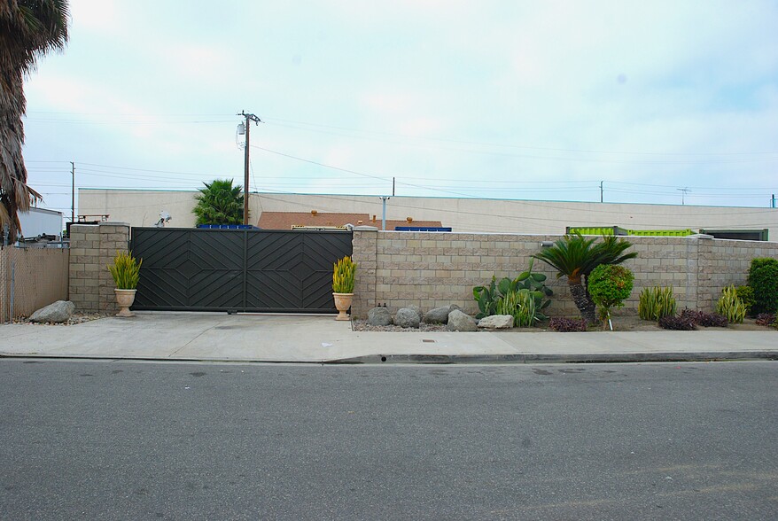 Primary Photo Of 10891 Chestnut Ave, Stanton Land For Lease