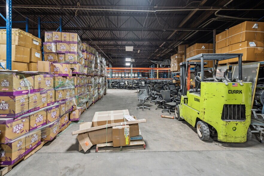 More Photos Of 2901 N 18th St, Philadelphia Warehouse For Sale