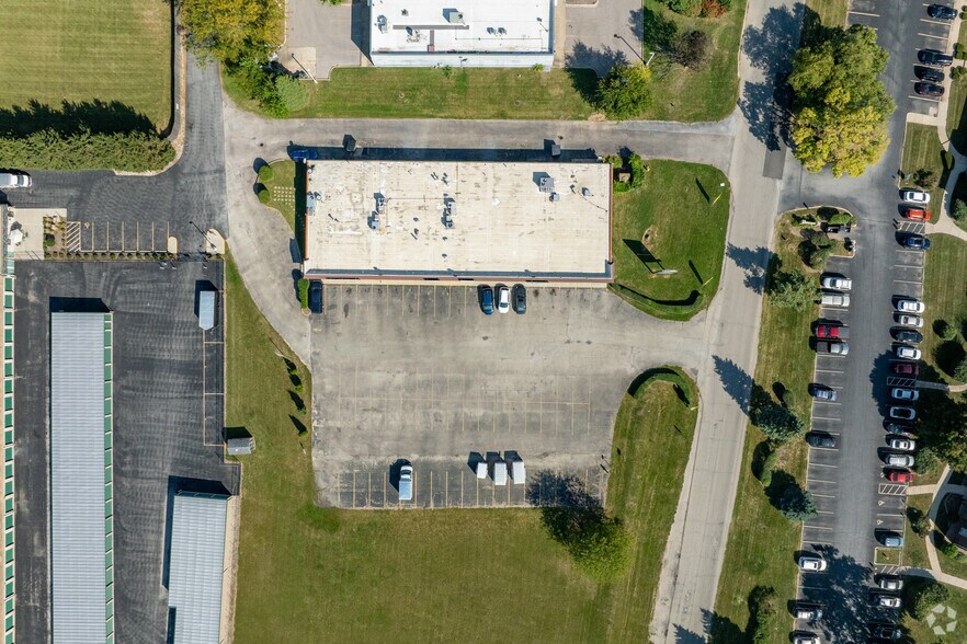 More Photos Of 100-110 Light Rd, Oswego Storefront For Sale