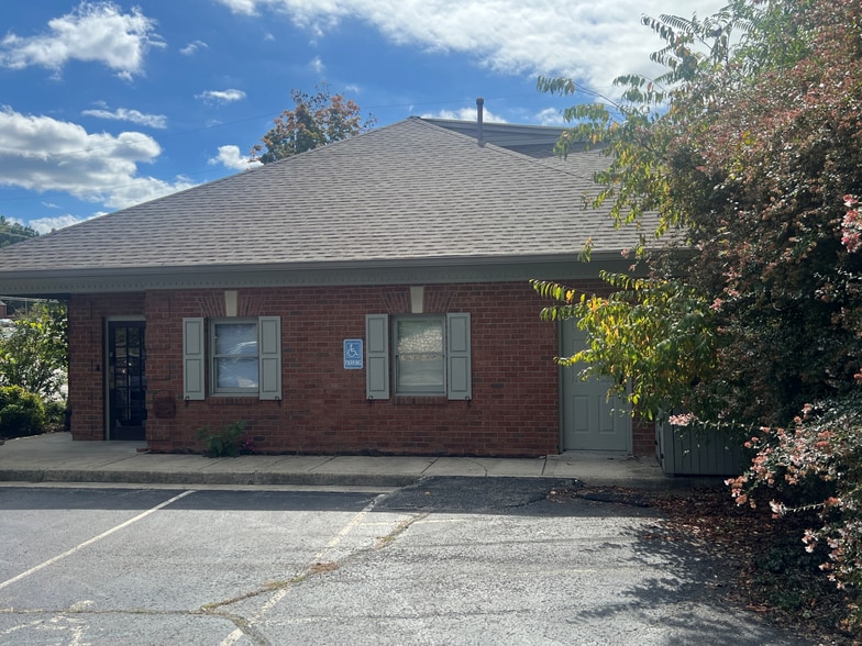 Primary Photo Of 4533 Brambleton Ave, Roanoke Office For Sale