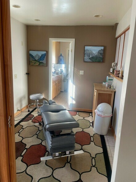 More Photos Of 1365 Kipling St, Lakewood Medical For Sale