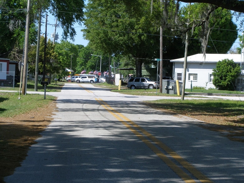 More Photos Of 9316 1st Ave, Orlando Office For Sale