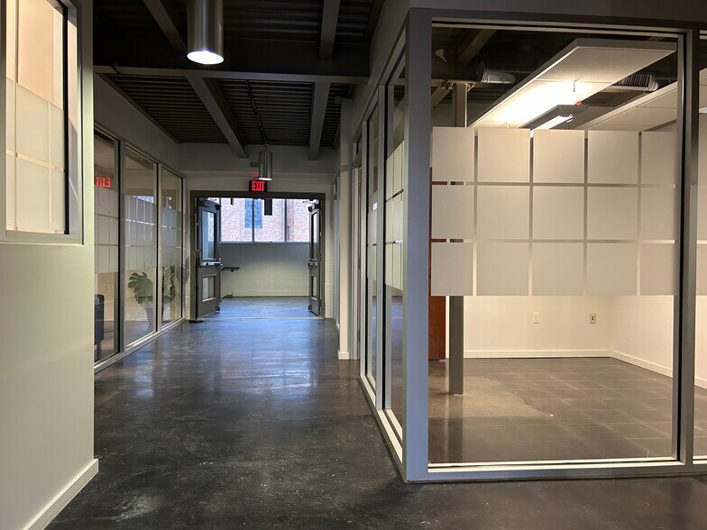 More Photos Of 269 W Jefferson St, Syracuse Office For Lease