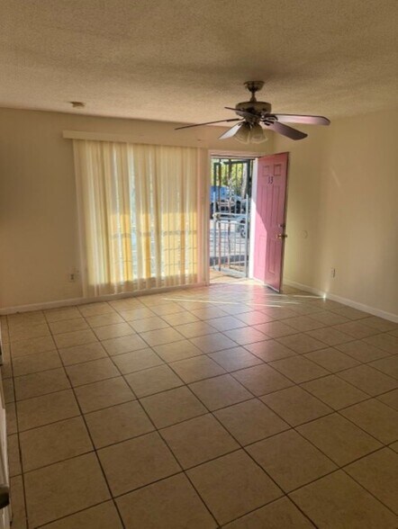 More Photos Of 3721 Millbranch Rd, Memphis Apartments For Sale