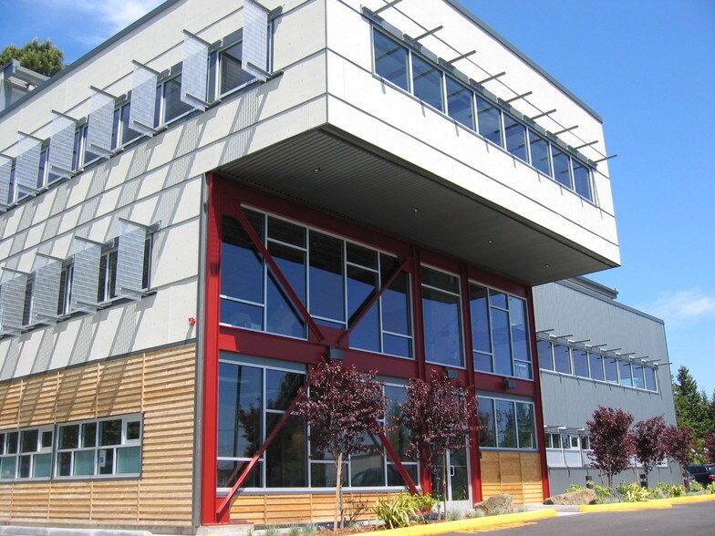 Primary Photo Of 13512 Ambaum Blvd SW, Burien Medical For Lease