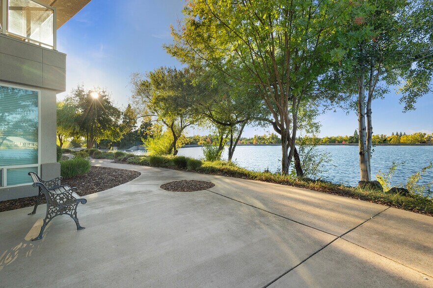 More Photos Of 2580 Sierra Sunrise Ter, Chico Office For Lease