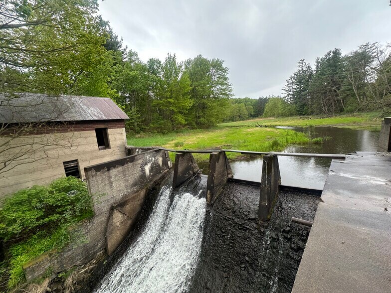 More Photos Of 198 Jackson St, Thompson Land For Sale