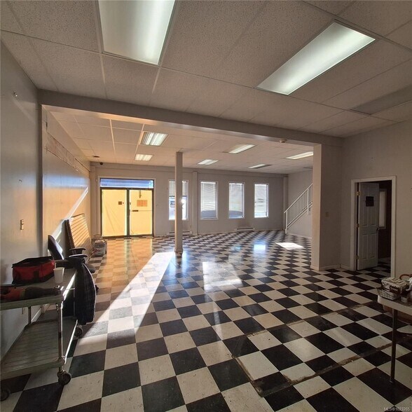 More Photos Of 3043 Barons Rd, Nanaimo Industrial For Sale