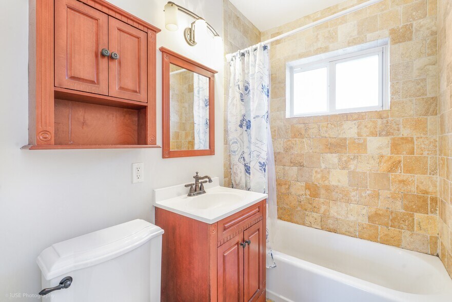 More Photos Of 35 Antilla Ave, Coral Gables Apartments For Sale