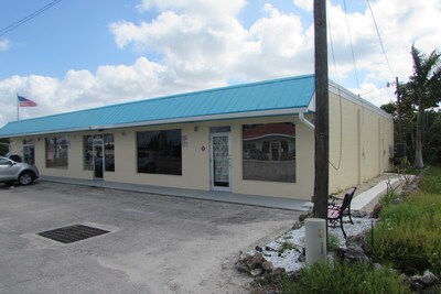 More Photos Of 4547 Pine Island Rd, Matlacha Storefront For Sale