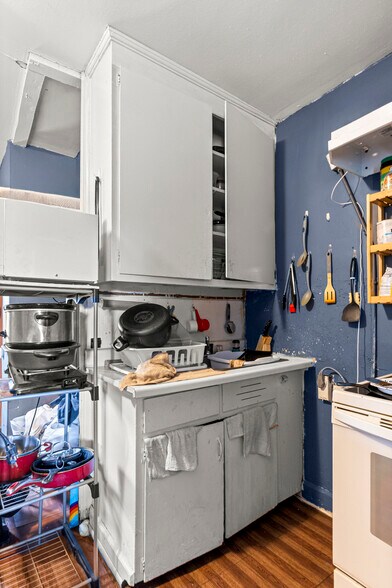 More Photos Of 228 Inkster Rd, Inkster Apartments For Sale