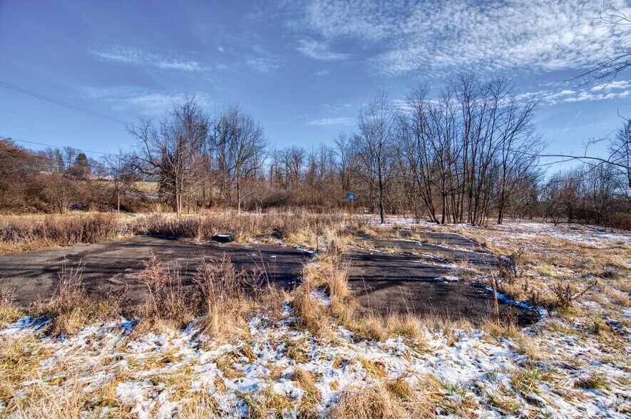 8857 University Blvd, Coraopolis, PA 15108 Hotel For Sale