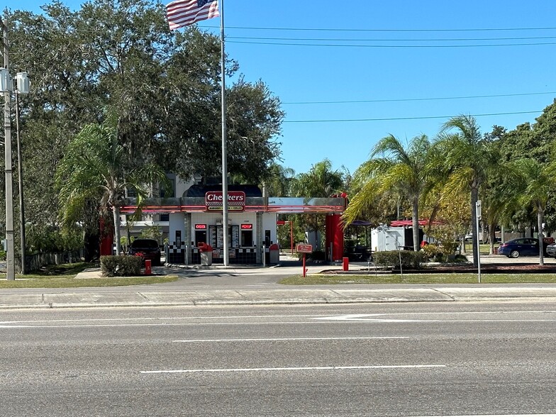 Primary Photo Of 1595 N Broadway Ave, Bartow Fast Food For Sale