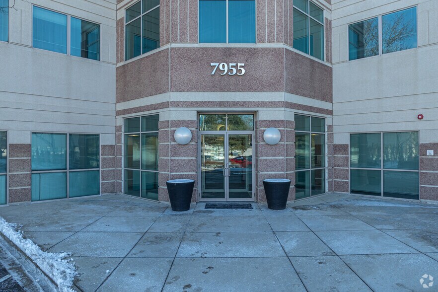 More Photos Of 7955 S Cass Ave, Darien Office For Lease
