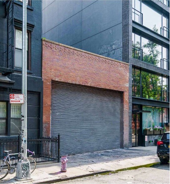 More Photos Of 617 E Sixth St, New York Parking Garage For Sale
