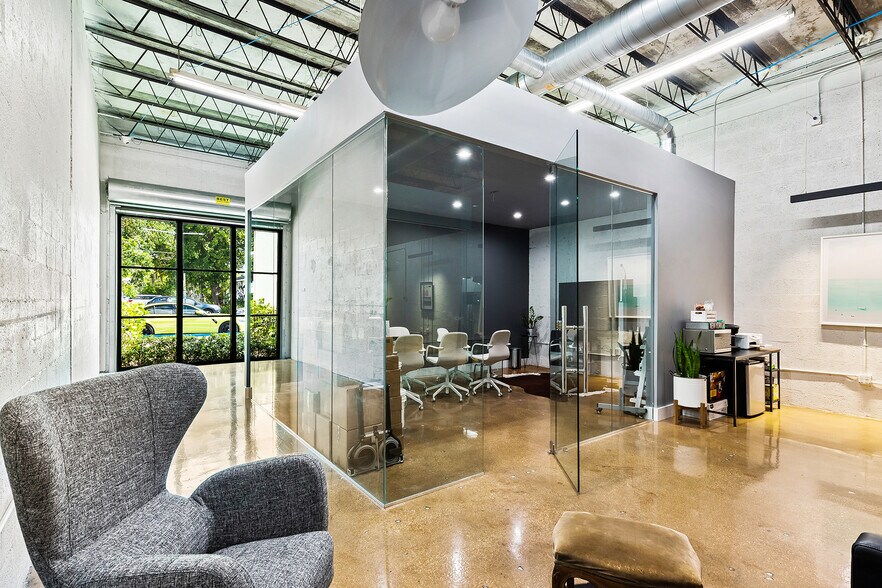 More Photos Of 719-721 NE 2nd Ave, Fort Lauderdale Office For Sale