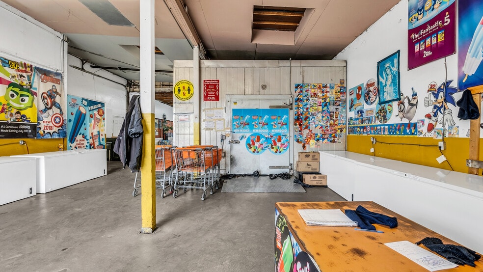 More Photos Of 909 53rd Ave, Oakland Warehouse For Sale