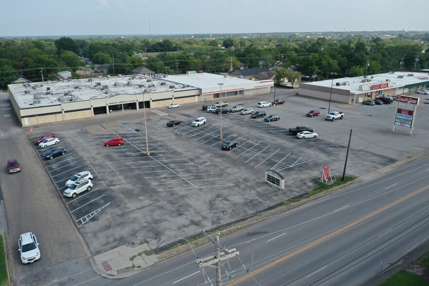 More Photos Of 4101 Wesley St, Greenville Medical For Lease