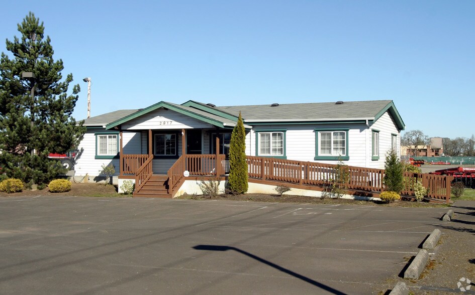 More Photos Of 2917 N Pacific Hwy, Woodburn Land For Lease