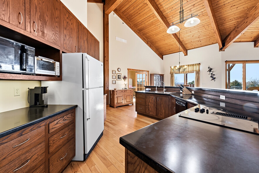 More Photos Of 32846 Block Rd, Paola Specialty For Sale