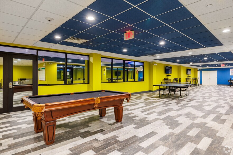 More Photos Of 19-21 Chenango St, Binghamton Apartments For Sale