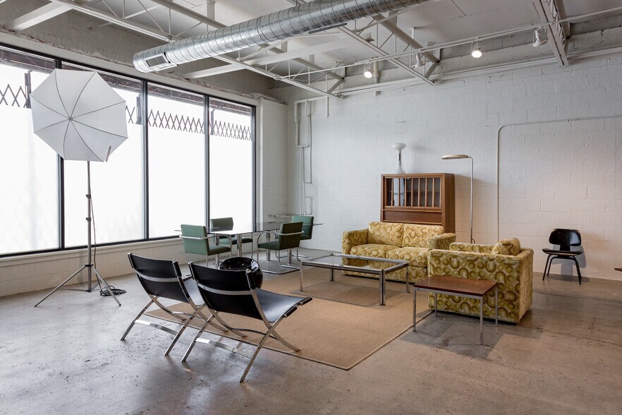 More Photos Of 4621 W Vernor Hwy, Detroit General Retail For Sale