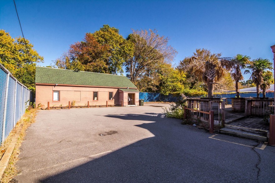 More Photos Of 6024 E Virginia Beach Blvd, Norfolk Office For Sale