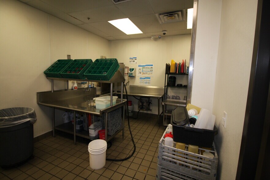 More Photos Of 6062 FM 2920, Spring Restaurant For Sale