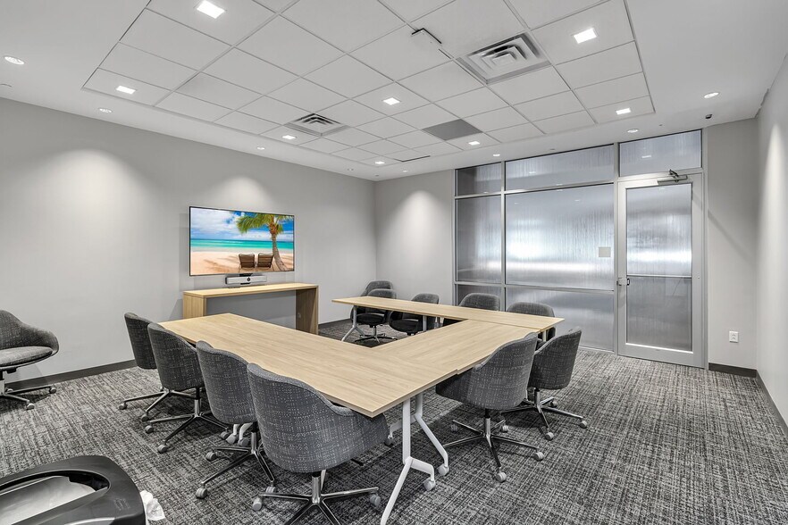 More Photos Of 257 W Genesee St, Buffalo Office For Lease