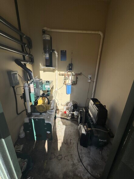 More Photos Of 15283 Amberly Dr, Tampa Office For Lease