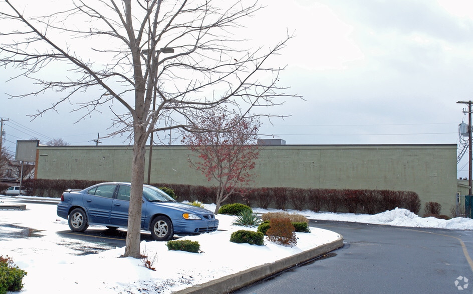 More Photos Of 305-323 S Main St, Old Forge General Retail For Lease