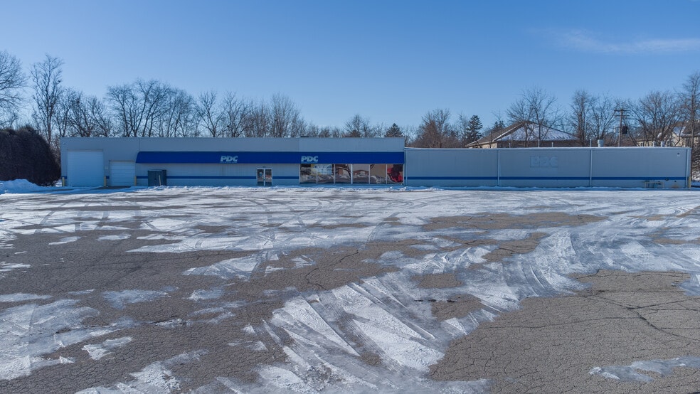 More Photos Of 1650 S Galena Ave, Freeport Industrial For Sale