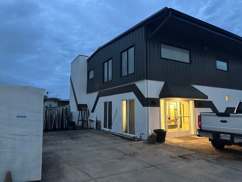 More Photos Of 874 Alua St, Wailuku Warehouse For Sale