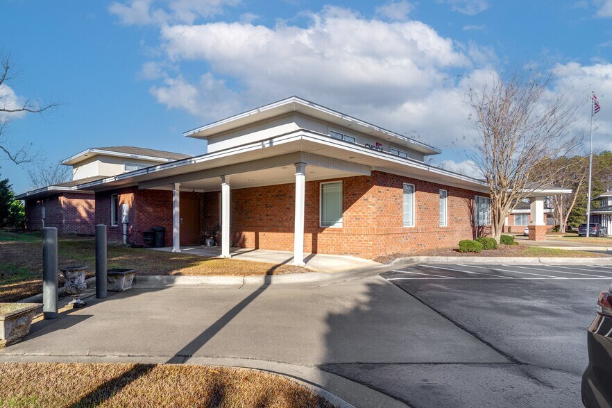 More Photos Of 4025 Capital Dr, Rocky Mount Office For Sale