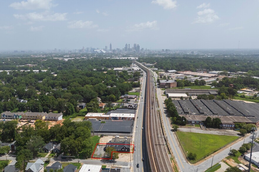 More Photos Of 1181 SW Lee St, Atlanta Office For Sale