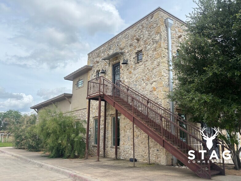 More Photos Of 8800 US Highway 380, Cross Roads Medical For Lease