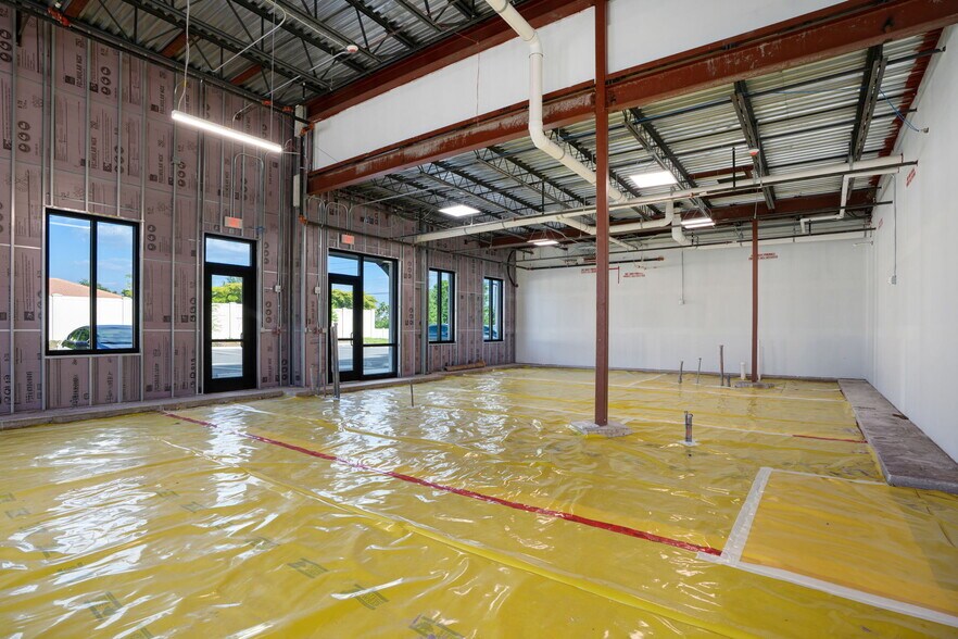 More Photos Of 409 Serano Way, Nokomis Office For Lease