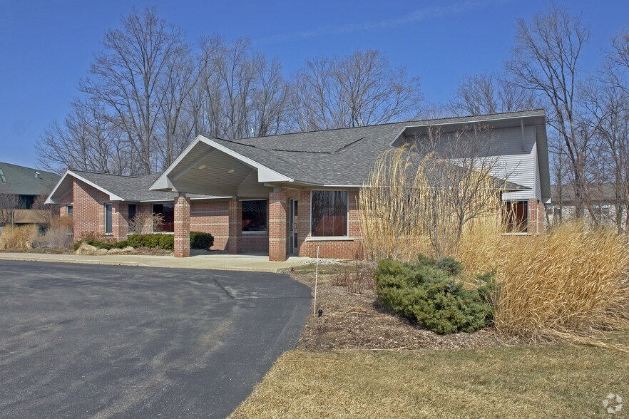 More Photos Of 3303 Grand Ridge Dr, Grand Rapids Medical For Sale
