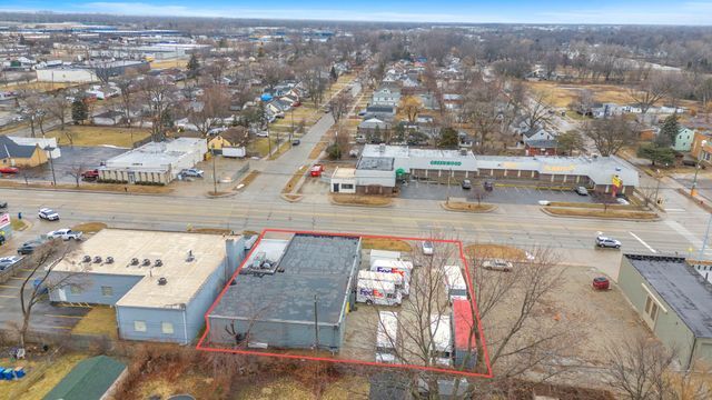 More Photos Of 13920 E 9 Mile Rd, Warren Warehouse For Lease